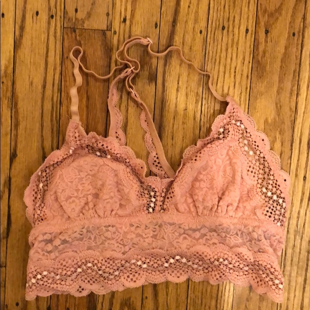 Pink Bras - Picture 4 of 7